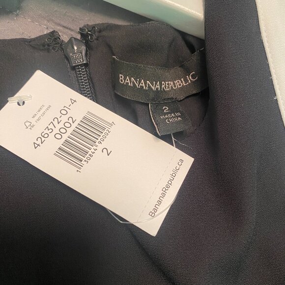 Banana Republic Chevron Pleated Midi Dress - Picture 4 of 4